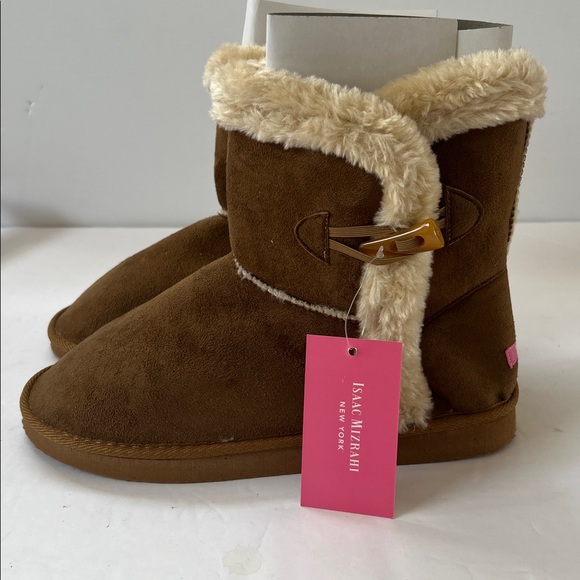 New Isaac Mizrahi Faux Fur Boot - Picture 3 of 13